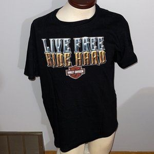 Harley Davidson CHILLIWACK BRITISH COLUMBIA CANADA Graphic Pinup Tee